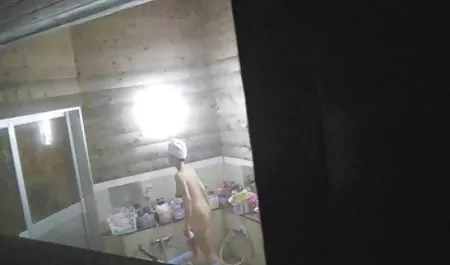 깊은 우크라이나 젊은 성별 공간 소녀는 목=D