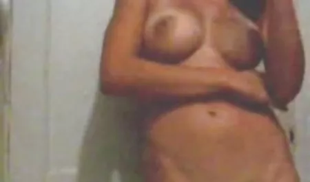 괴물의 수탉을 카메라에 잡았다! 포르노와 더 오래 된 남자 3