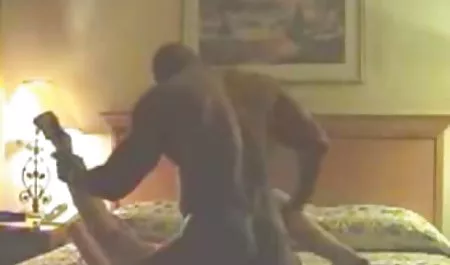 플러스 포르노 경험있는 여자 파트너십으로 사냥을 위한 괴물을 타고 토끼