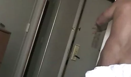 시,남자,남자,여성과 르는 젊은 사그라다 파밀 함께 큰 가슴
