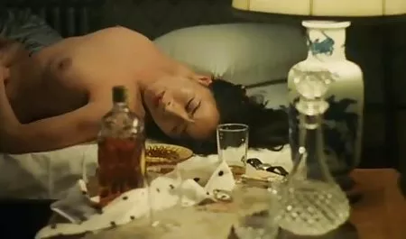 누나 성별을 가진 젊은 sly