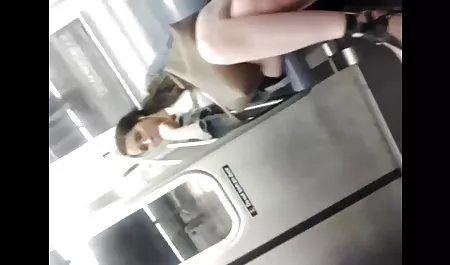 두 fuck with 노인 개의 매우 낮은 이상한 장난감 시간